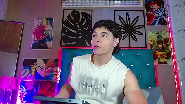 LiamAndrewzz online show from 23, 4, 2026