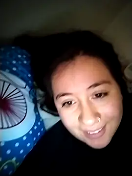 sweetie  annieee online show from 8, 10, 2025