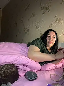 Naughtbaby 2025 online show from 14, 2, 2026