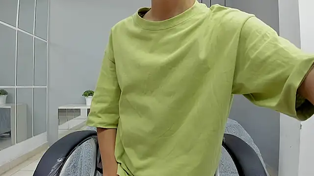 Snapshot of Johann_sex chatting on 18, 9, 2025 Johann sex online show from 18, 9, 2025