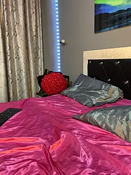 Snapshot of Siena_Amaris chatting on 2, 3, 2025 Siena Amaris online show from 2, 3, 2025