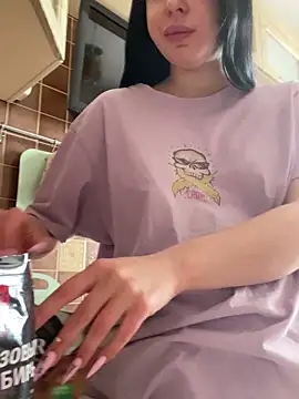 Snapshot of AlishaPrettyBlade chatting on 23, 2, 2025 AlishaPrettyBlade online show from 23, 2, 2025