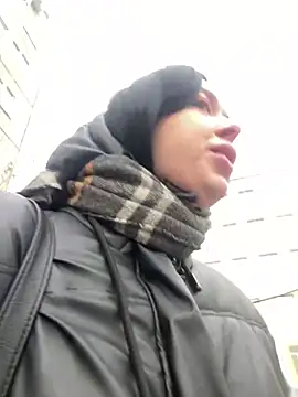 Snapshot of AlishaPrettyBlade chatting on 5, 3, 2025 AlishaPrettyBlade online show from 5, 3, 2025