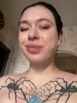 Snapshot of AlishaPrettyBlade chatting on 5, 3, 2025 AlishaPrettyBlade online show from 5, 3, 2025