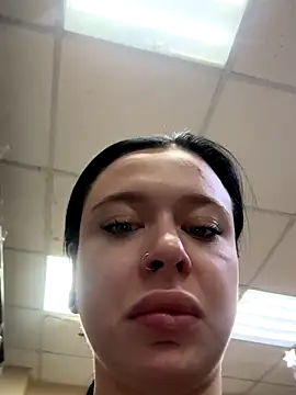 Snapshot of AlishaPrettyBlade chatting on 28, 9, 2025 AlishaPrettyBlade online show from 28, 9, 2025