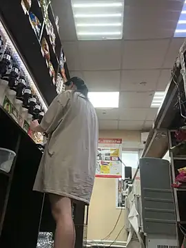 Snapshot of AlishaPrettyBlade chatting on 22, 10, 2025 AlishaPrettyBlade online show from 22, 10, 2025