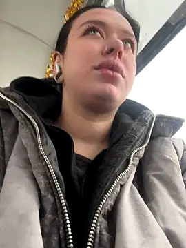 Snapshot of AlishaPrettyBlade chatting on 22, 12, 2025 AlishaPrettyBlade online show from 22, 12, 2025