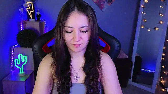 Snapshot of AshleySkott_ chatting on 20, 2, 2025 AshleySkott online show from 20, 2, 2025