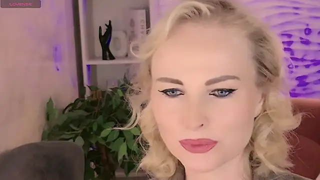 Sandra Kind online show from 6, 6, 2026