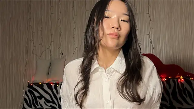 Asian Vi online show from 17, 3, 2025