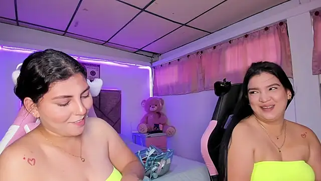 Cristal Smith20 online show from 22, 4, 2026