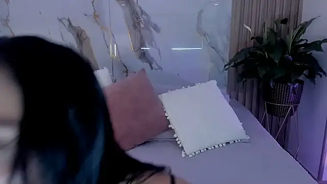 Snapshot of miss_martiina chatting on 26, 10, 2025 miss martiina online show from 26, 10, 2025