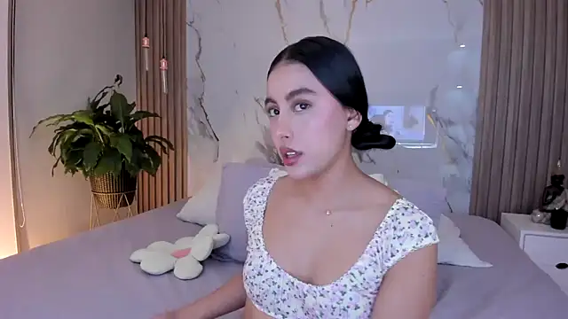 Snapshot of miss_martiina chatting on 15, 2, 2026 miss martiina online show from 15, 2, 2026