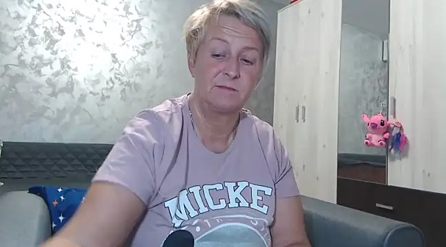 RosesandLillies online show from 22, 2, 2025