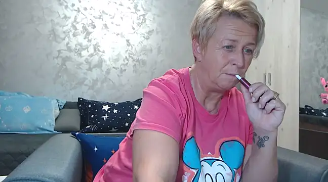 RosesandLillies online show from 25, 2, 2025