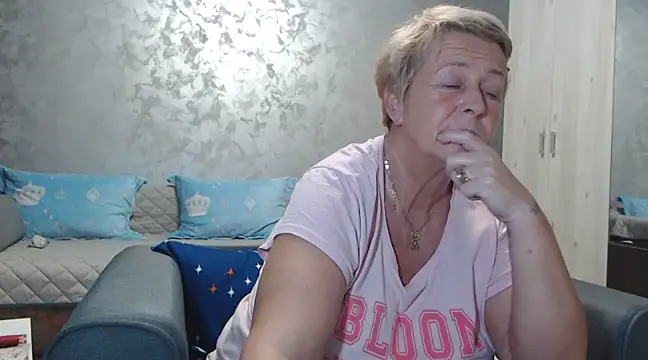 RosesandLillies online show from 7, 3, 2025