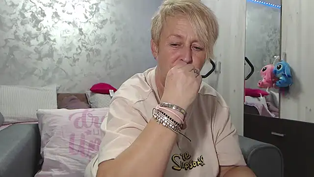 RosesandLillies online show from 19, 4, 2026