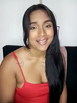 Snapshot of victoria_roussee chatting on 9, 3, 2025 victoria roussee online show from 9, 3, 2025