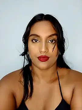 Snapshot of victoria_roussee chatting on 21, 3, 2025 victoria roussee online show from 21, 3, 2025