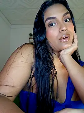 Snapshot of victoria_roussee chatting on 12, 9, 2025 victoria roussee online show from 12, 9, 2025