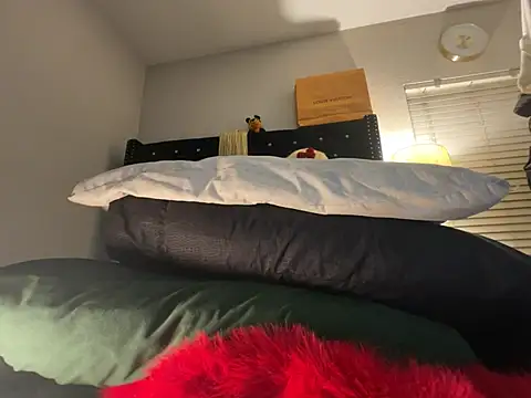 celestefantasea online show from 19, 2, 2025