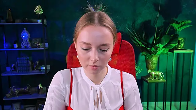 JenniferGraces online show from 18, 2, 2025