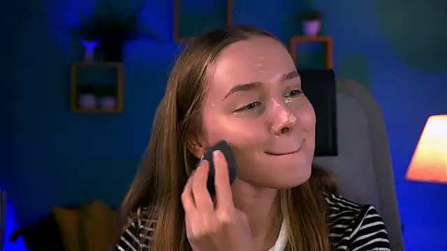 JenniferGraces online show from 8, 9, 2025