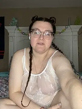 HTXBELLE online show from 8, 3, 2025