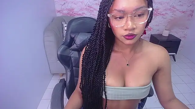 Snapshot of catalina25_t chatting on 18, 2, 2025 catalina25 t online show from 18, 2, 2025