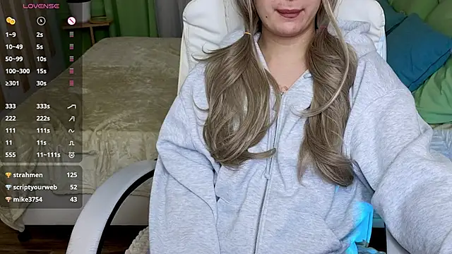 Snapshot of baby_debbie chatting on 22, 2, 2025 baby debbie online show from 22, 2, 2025