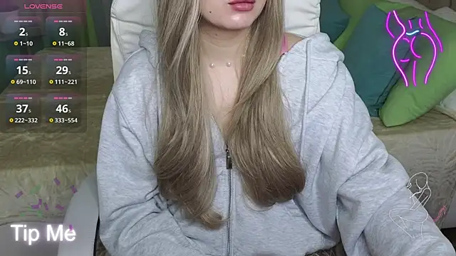 Snapshot of baby_debbie chatting on 13, 3, 2025 baby debbie online show from 13, 3, 2025