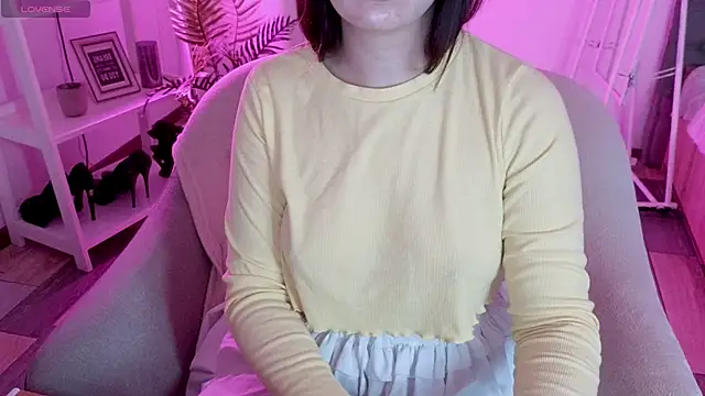 Snapshot of baby_debbie chatting on 12, 10, 2025 baby debbie online show from 12, 10, 2025