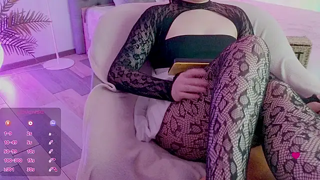 Snapshot of baby_debbie chatting on 31, 1, 2026 baby debbie online show from 31, 1, 2026