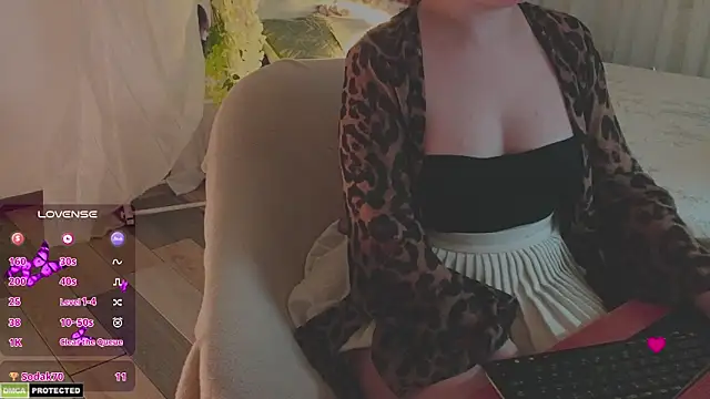 Snapshot of baby_debbie chatting on 5, 3, 2026 baby debbie online show from 5, 3, 2026