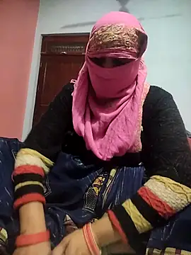 Snapshot of indian_couple4 chatting on 18, 2, 2025 indian couple4 online show from 18, 2, 2025