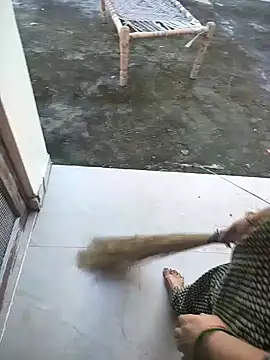 Snapshot of indian_couple4 chatting on 9, 9, 2025 indian couple4 online show from 9, 9, 2025