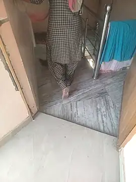 Snapshot of indian_couple4 chatting on 23, 11, 2025 indian couple4 online show from 23, 11, 2025