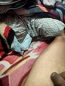 Snapshot of indian_couple4 chatting on 17, 1, 2026 indian couple4 online show from 17, 1, 2026