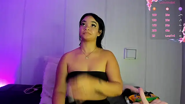 Snapshot of sasha_riverss chatting on 2, 10, 2025 sasha riverss online show from 2, 10, 2025