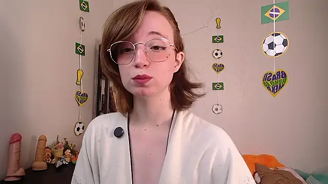 Elise Nyx online show from 13, 6, 2026