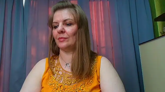 Snapshot of VeronikawGold chatting on 7, 5, 2026 VeronikawGold online show from 7, 5, 2026