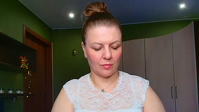 Snapshot of VeronikawGold chatting on 24, 5, 2026 VeronikawGold online show from 24, 5, 2026