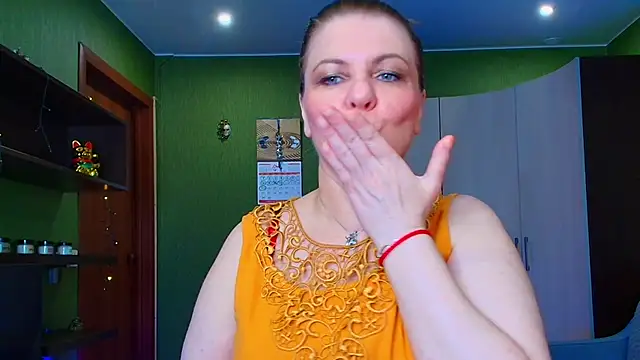 Snapshot of VeronikawGold chatting on 12, 6, 2026 VeronikawGold online show from 12, 6, 2026