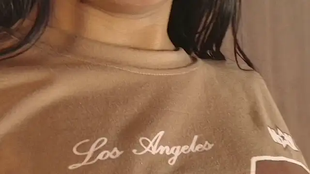 Snapshot of emily_sweett24 chatting on 2, 12, 2025 emily sweett24 online show from 2, 12, 2025