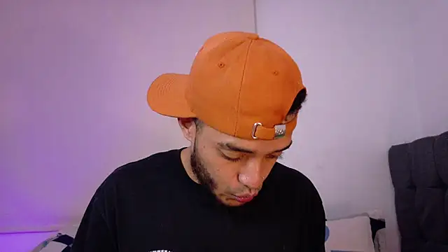 eross chipre  online show from 24, 4, 2026