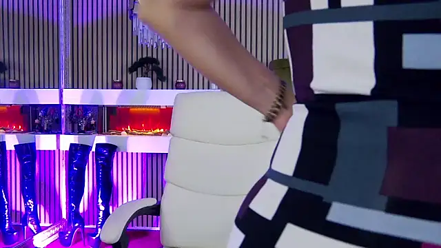 LadyTouch online show from 15, 9, 2025