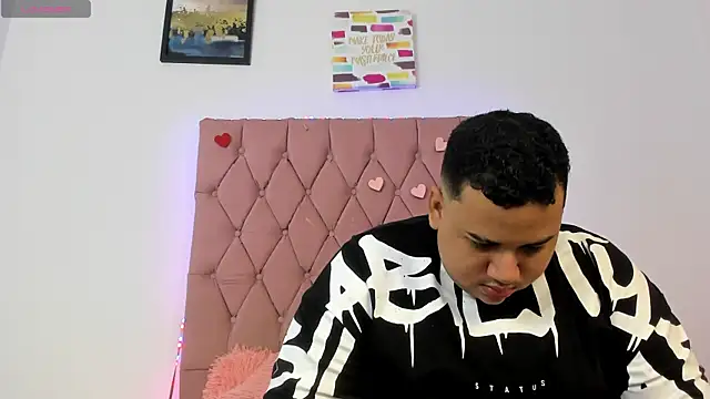 MICHAEL AND SHARON online show from 2, 11, 2025