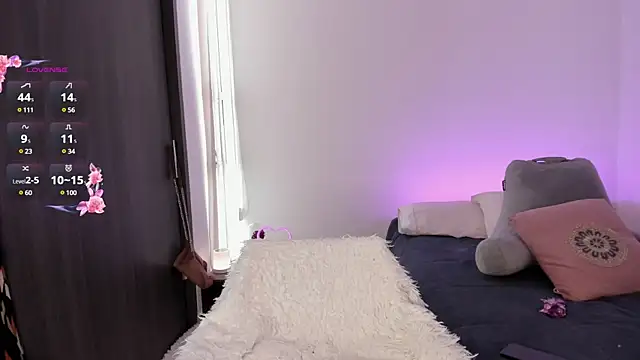  lucianapalmer online show from 20, 3, 2025