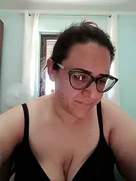 Dolcecurvy online show from 5, 7, 2026