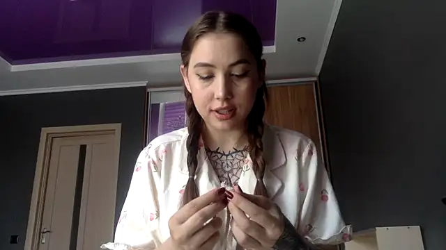 bysinka18 online show from 19, 5, 2026